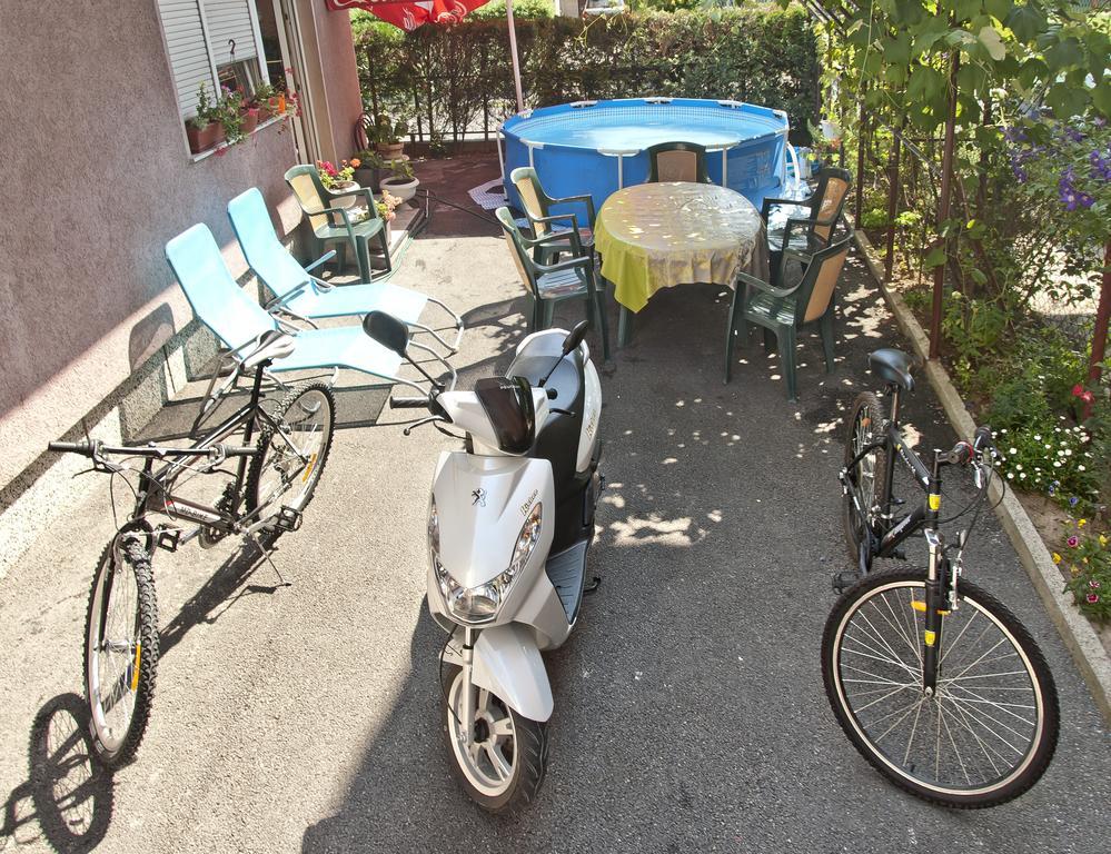 Hostel Cuba Banja Luka Buitenkant foto